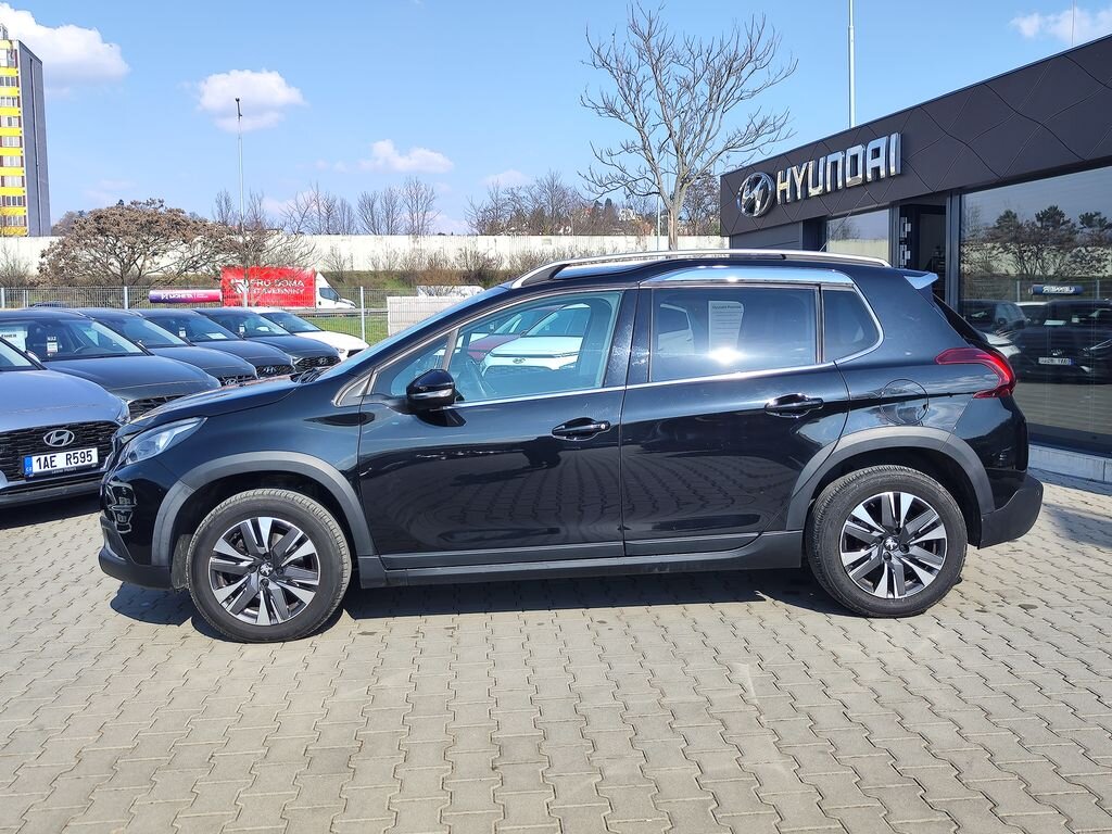 Peugeot 2008 SUV / Terénní 1,2 l 81 kw
