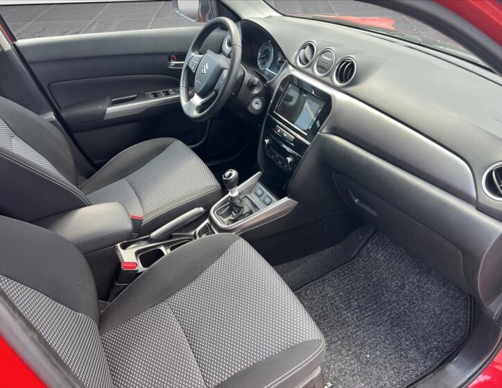 Suzuki Vitara Hatchback 1,4 l 103 kw