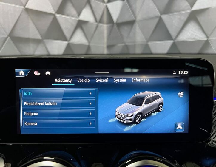 Mercedes-Benz GLB 17