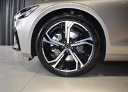 Volvo V60 Kombi 2,0 l 145 kw