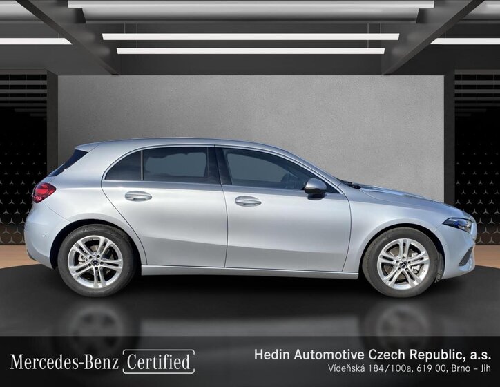 Mercedes-Benz Třídy A Hatchback 1,3 l 120 kw