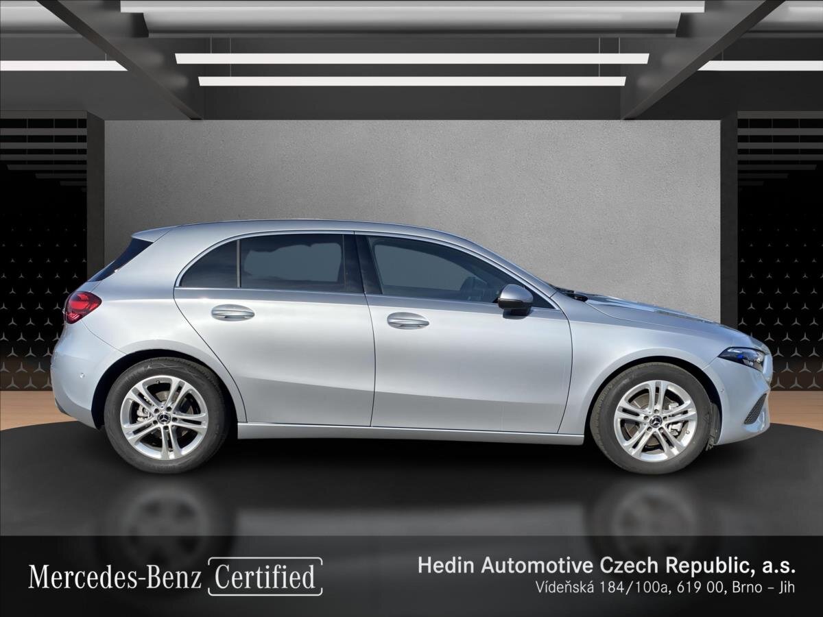 Mercedes-Benz Třídy A Hatchback 1,3 l 120 kw