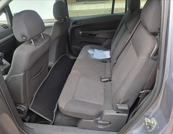 Opel Zafira Kombi 1,7 l 81 kw
