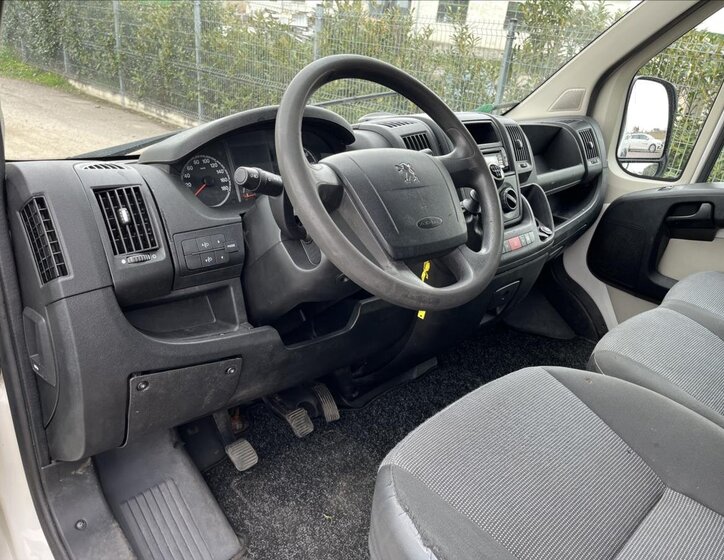 Peugeot Boxer Skříň 2,2 l 96 kw