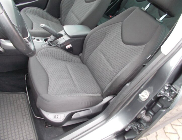 Peugeot 308 Kombi 1,6 l 88 kw