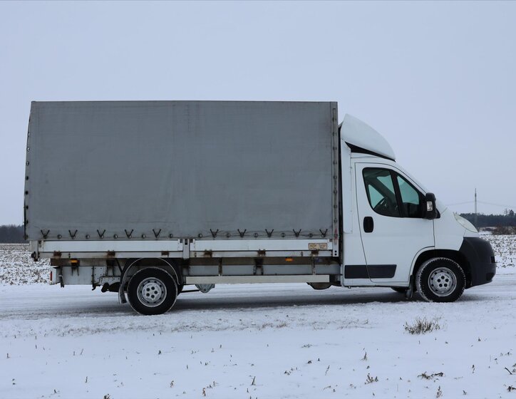 Peugeot Boxer 8