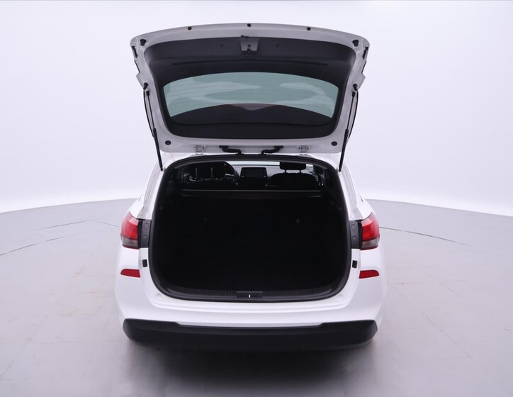 Hyundai i30 Kombi 1,6 l 85 kw