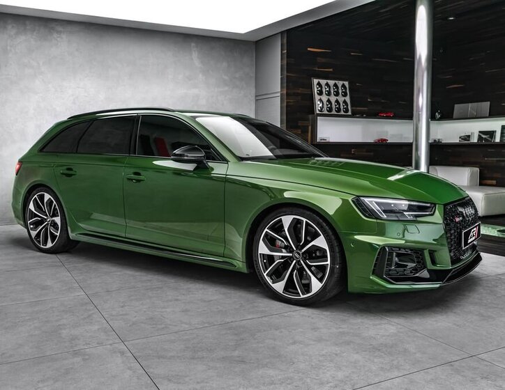 Audi RS4 Kombi 2,9 l 331 kw