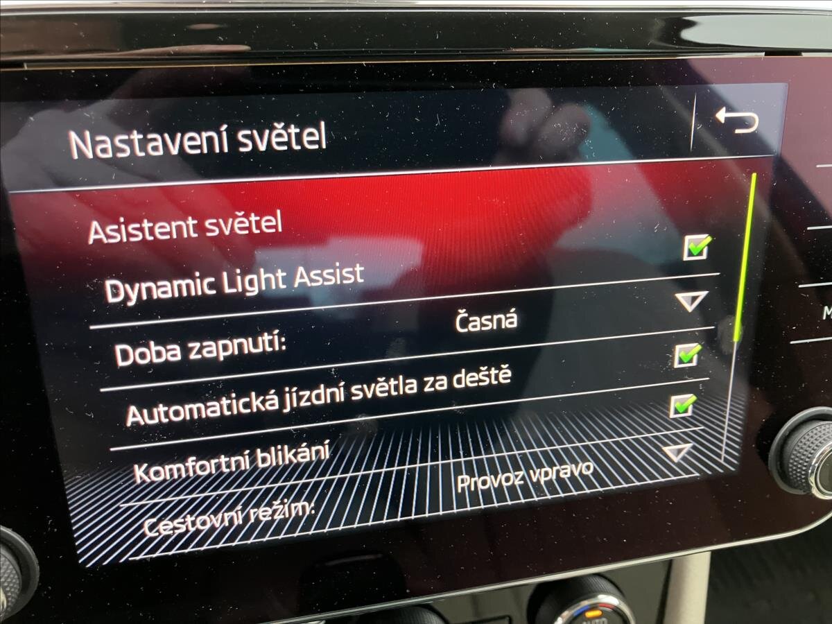 Škoda Superb Liftback 2,0 l 110 kw