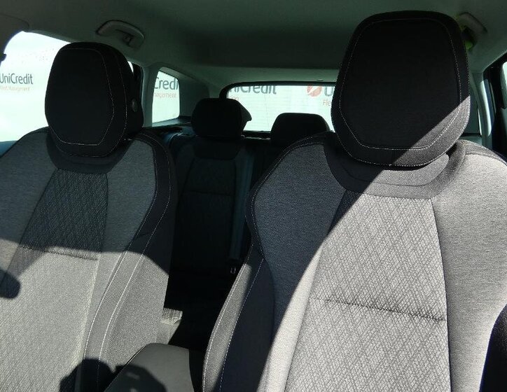 Škoda Karoq SUV / Terénní 1,5 l 110 kw