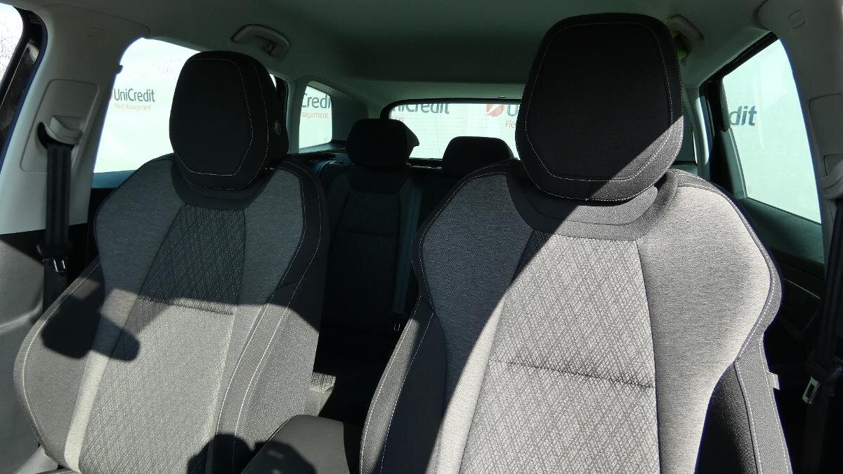 Škoda Karoq SUV / Terénní 1,5 l 110 kw