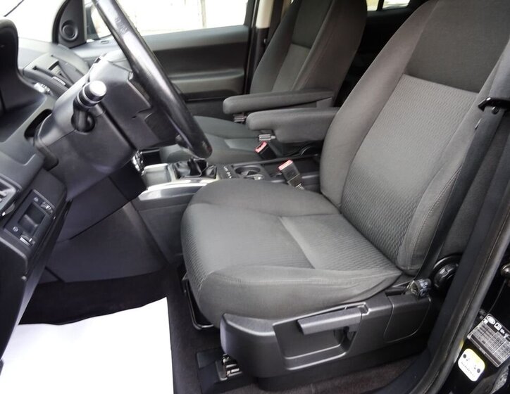 Land Rover Freelander SUV / Terénní 2,2 l 110 kw