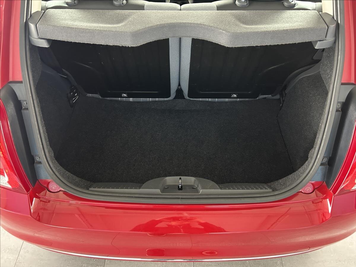 Fiat 500 Hatchback 1,2 l 51 kw