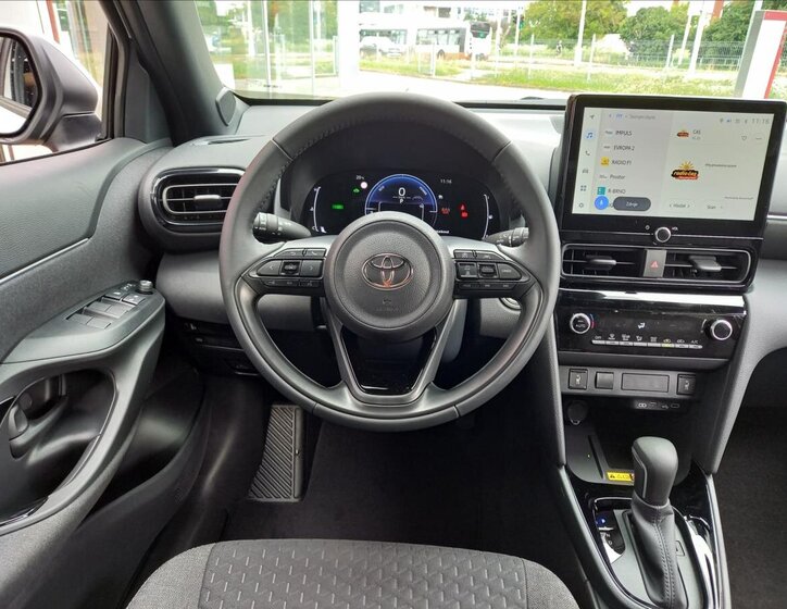 Toyota Yaris Cross SUV 1,5 l 85 kw