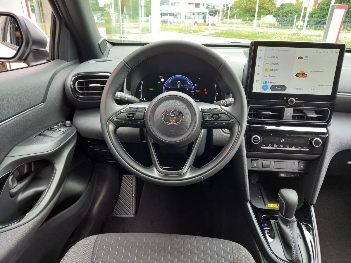 Toyota Yaris Cross SUV 1,5 l 85 kw