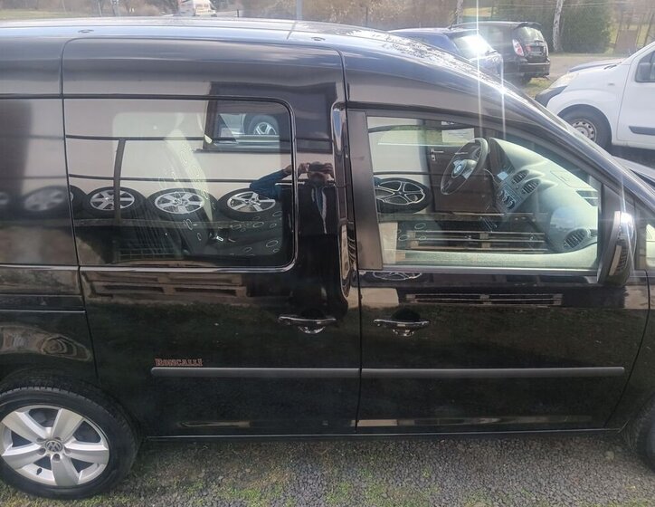 Volkswagen Caddy Kombi 1,2 l 77 kw