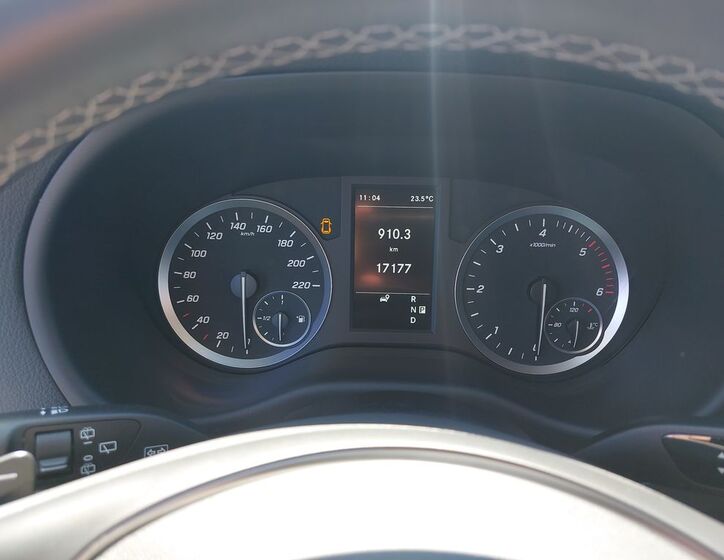 Mercedes-Benz Vito 17