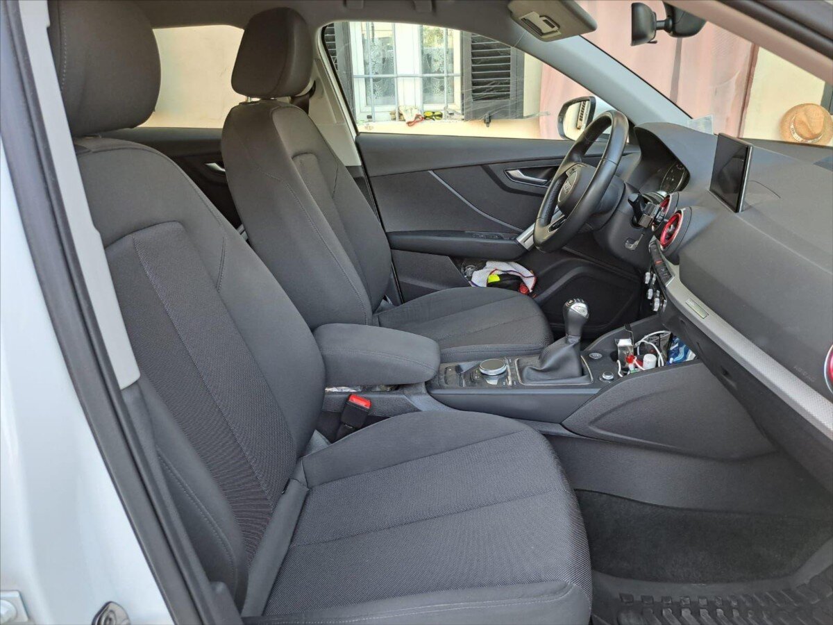 Audi Q2 Kombi 1,5 l 110 kw