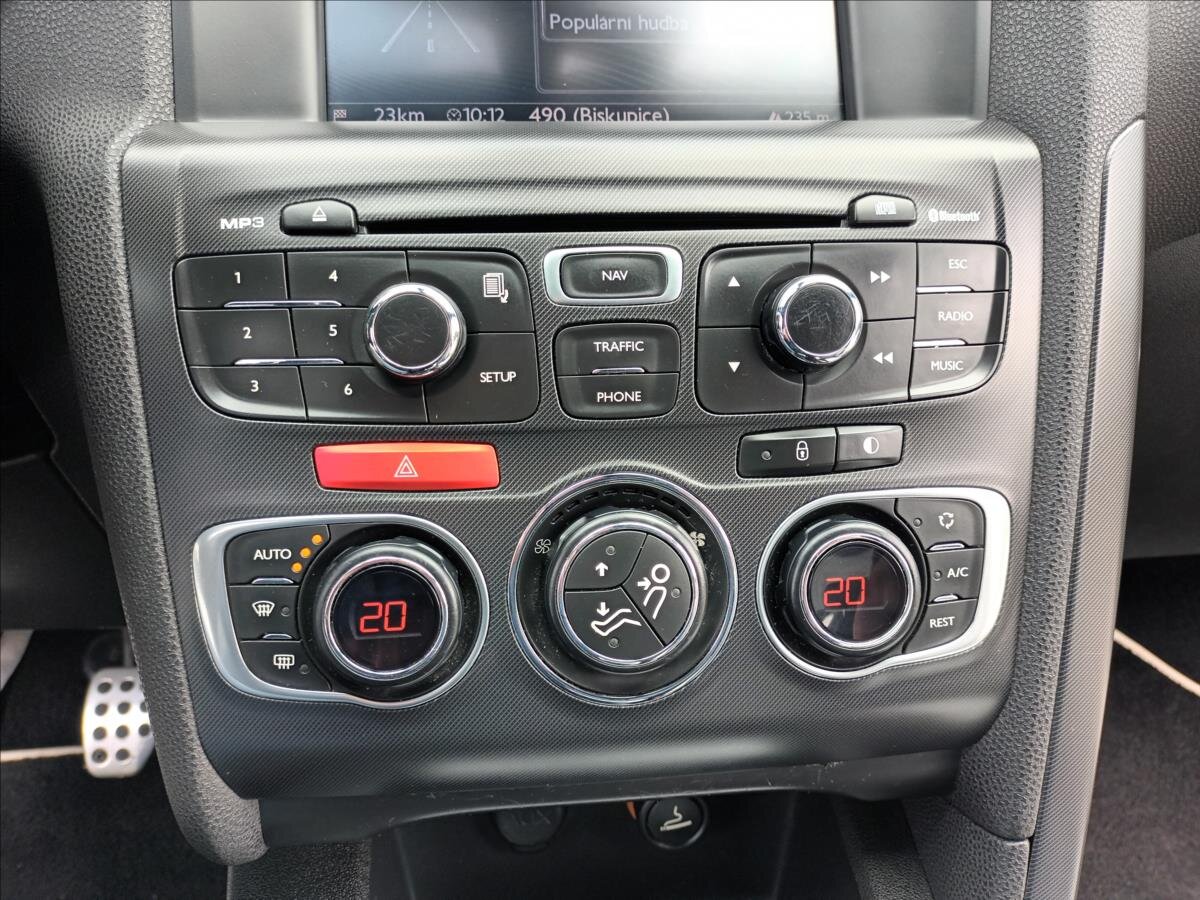 Citroën DS4 Hatchback 1,6 l 147 kw