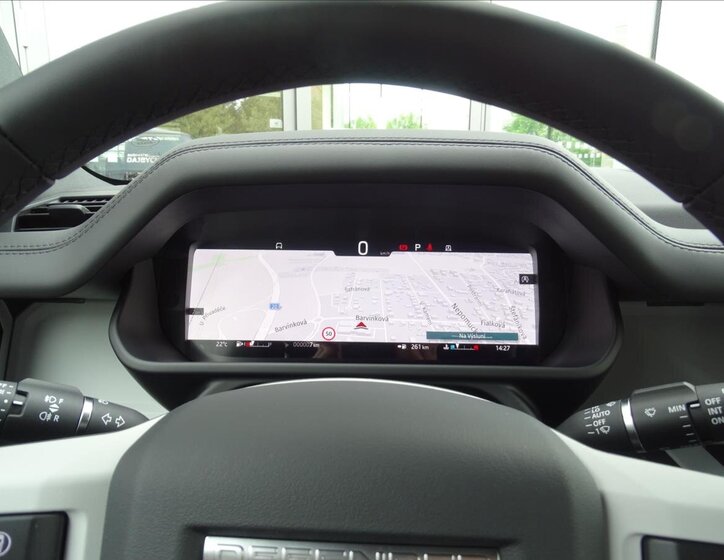 Land Rover Defender 39