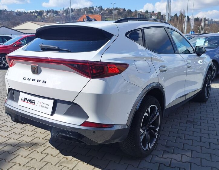 Cupra Formentor SUV / Terénní 1,5 l 110 kw