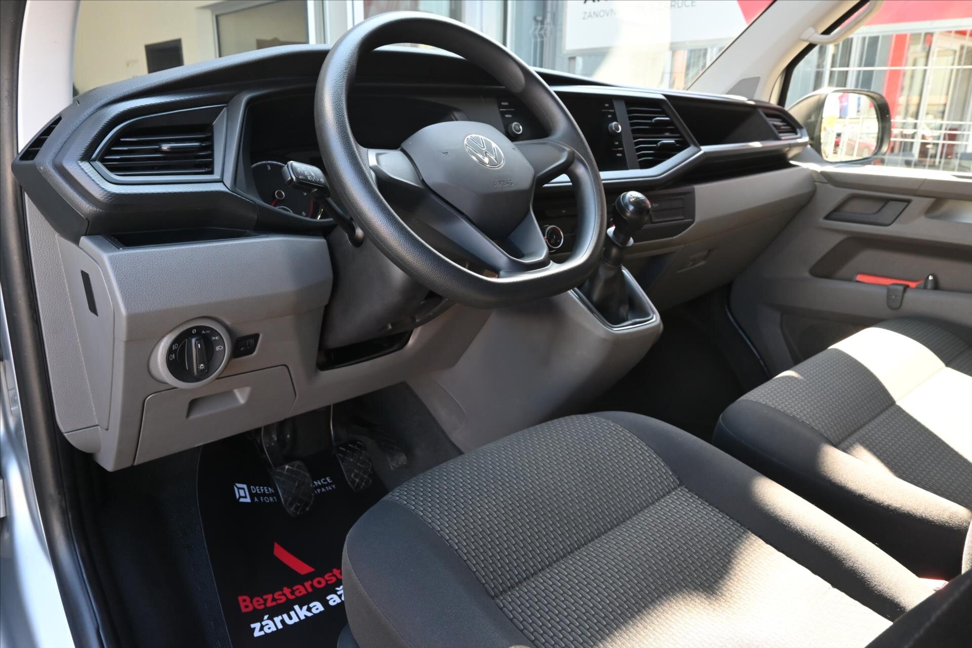 Volkswagen Transporter Skříň 2,0 l 81 kw