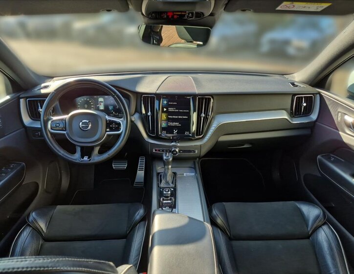 Volvo XC60 SUV / Terénní 2,0 l 140 kw