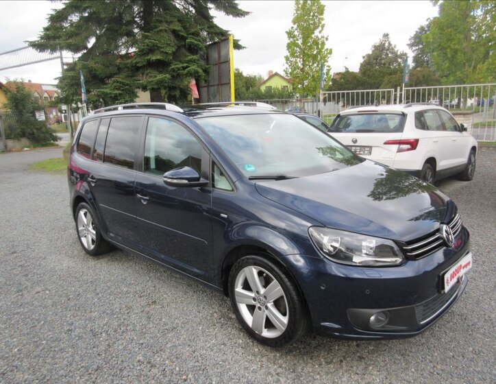 Volkswagen Touran 2