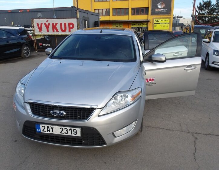 Ford Mondeo Hatchback 2,0 l 103 kw