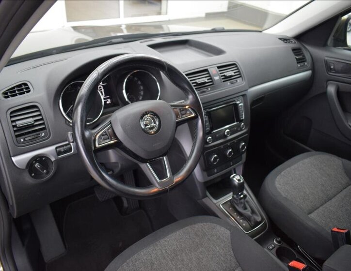 Škoda Yeti SUV / Terénní 1,2 l 77 kw