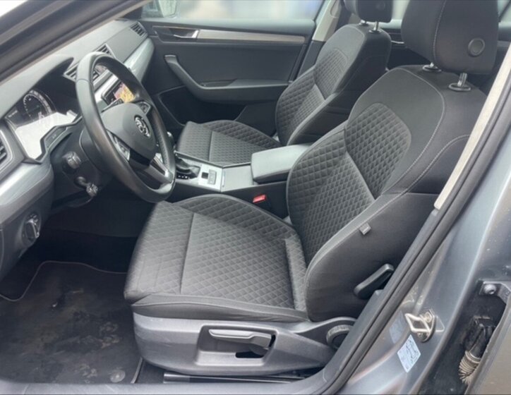 Škoda Superb Liftback 2,0 l 110 kw