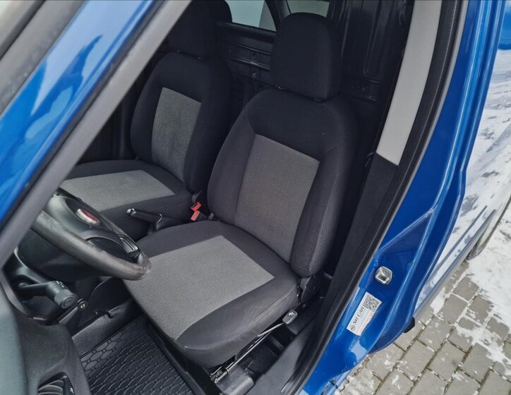 Fiat Dobló cargo Skříň 1,4 l 88 kw