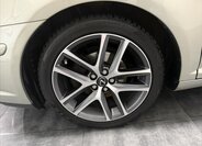 Toyota Avensis Liftback 1,8 l 95 kw