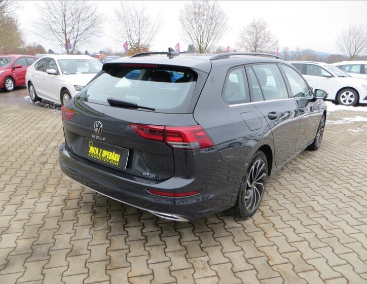 Volkswagen Golf Kombi 1,5 l 110 kw