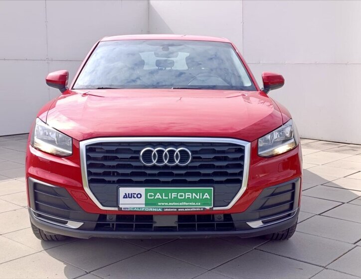 Audi Q2 SUV / Terénní 999,0 85 kw