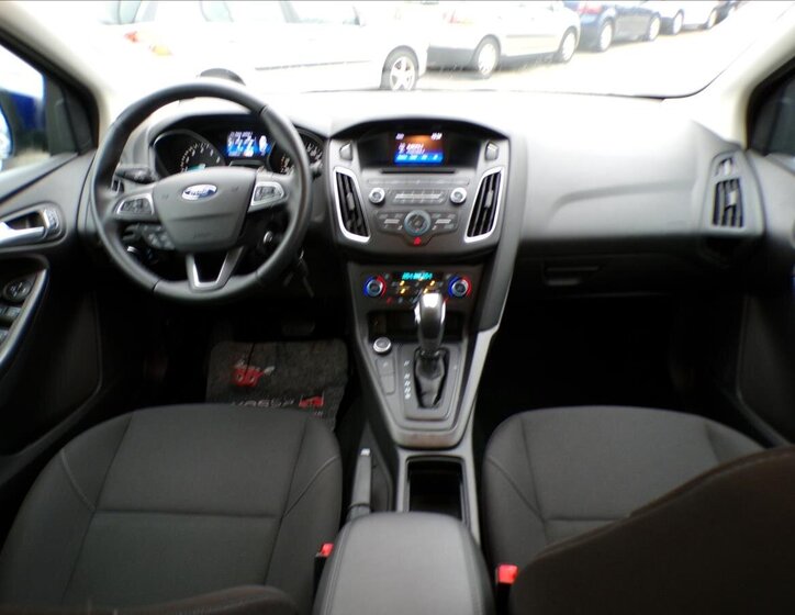 Ford Focus Kombi 999,0 92 kw