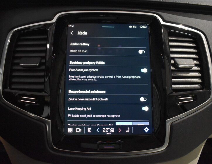 Volvo XC90 SUV / Terénní 2,0 l 184 kw