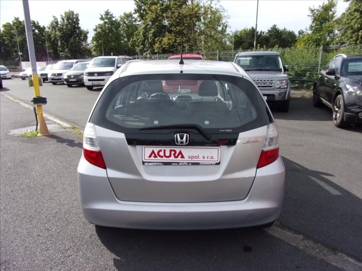 Honda Jazz Hatchback 1,2 l 66 kw