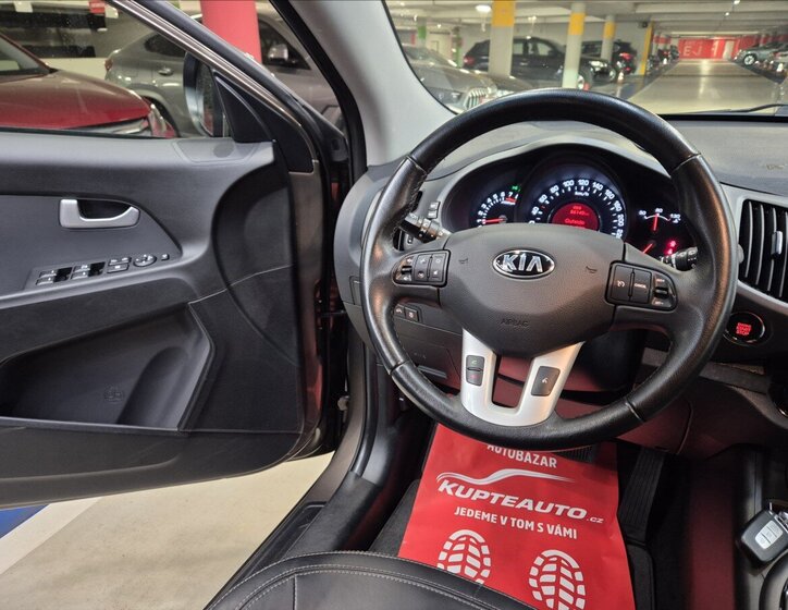KIA Sportage SUV / Terénní 2,0 l 120 kw