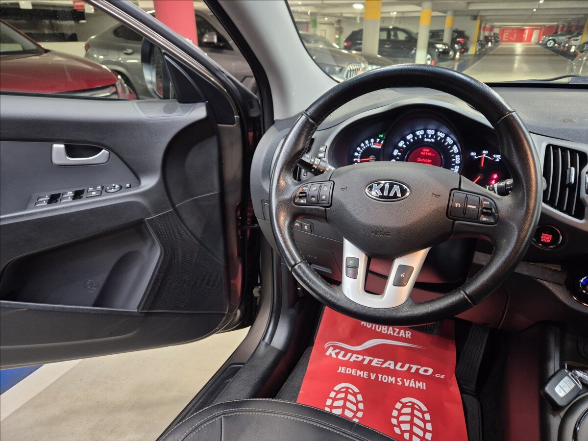 KIA Sportage SUV / Terénní 2,0 l 120 kw