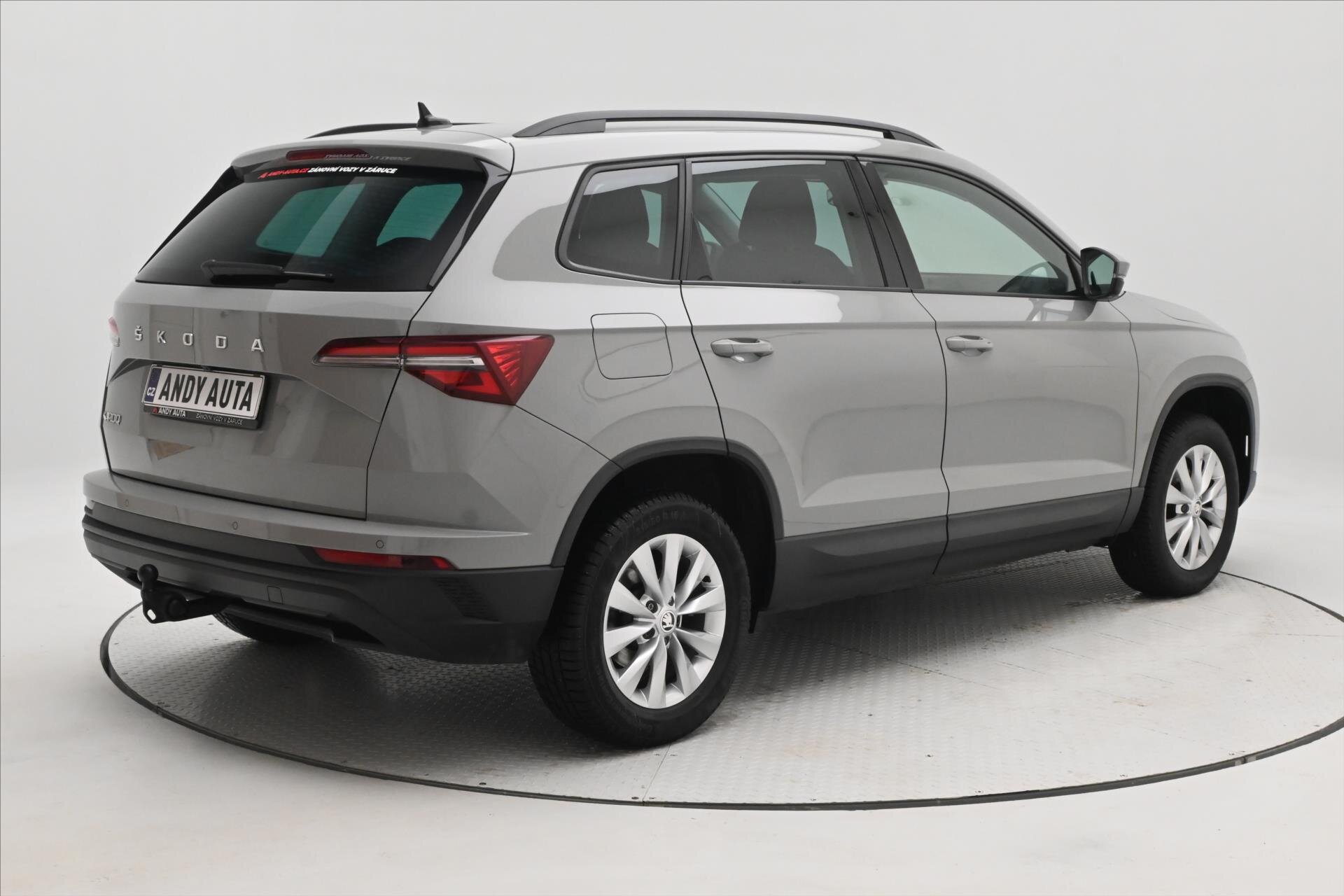Škoda Karoq SUV 999,0 81 kw