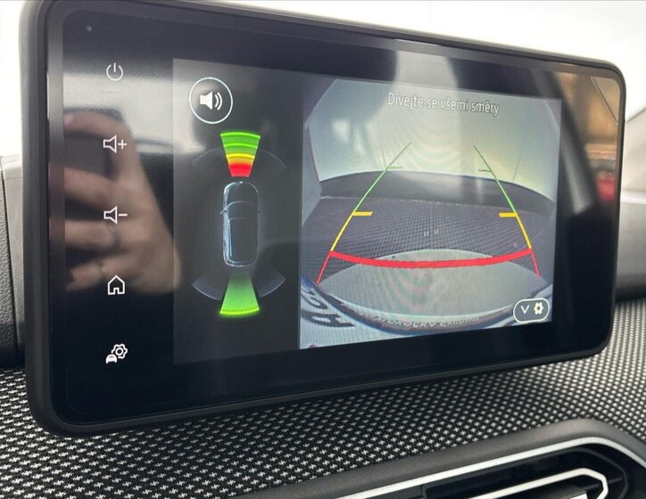 Dacia Sandero Hatchback 999,0 67 kw