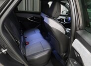 Peugeot 3008 SUV 1,2 l 100 kw