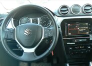 Suzuki Vitara 11