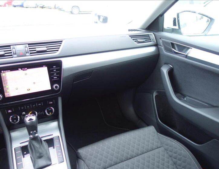 Škoda Superb Kombi 2,0 l 90 kw