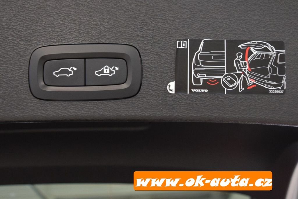 Volvo XC40 SUV 2,0 l 120 kw