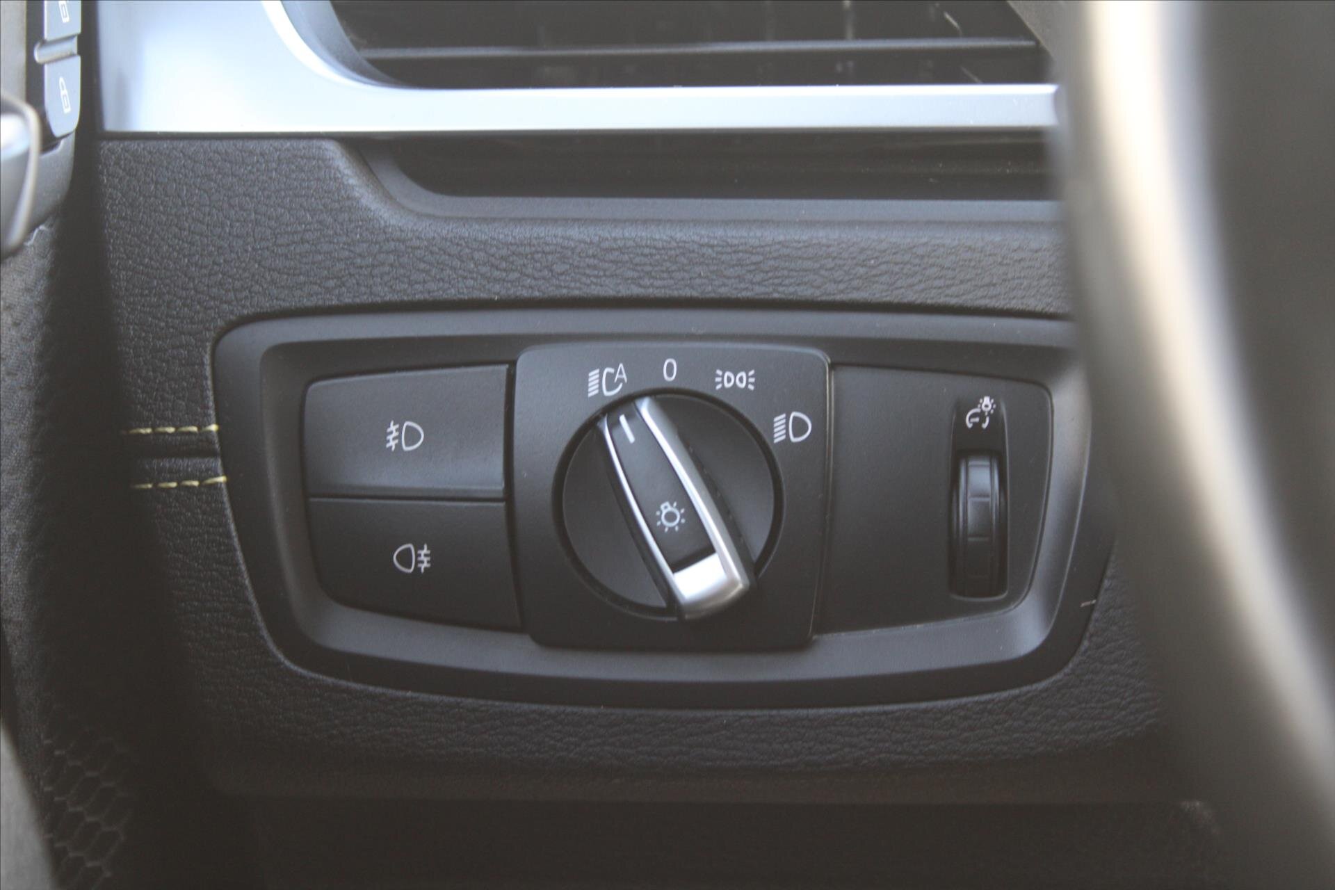 BMW X2 SUV / Terénní 2,0 l 140 kw