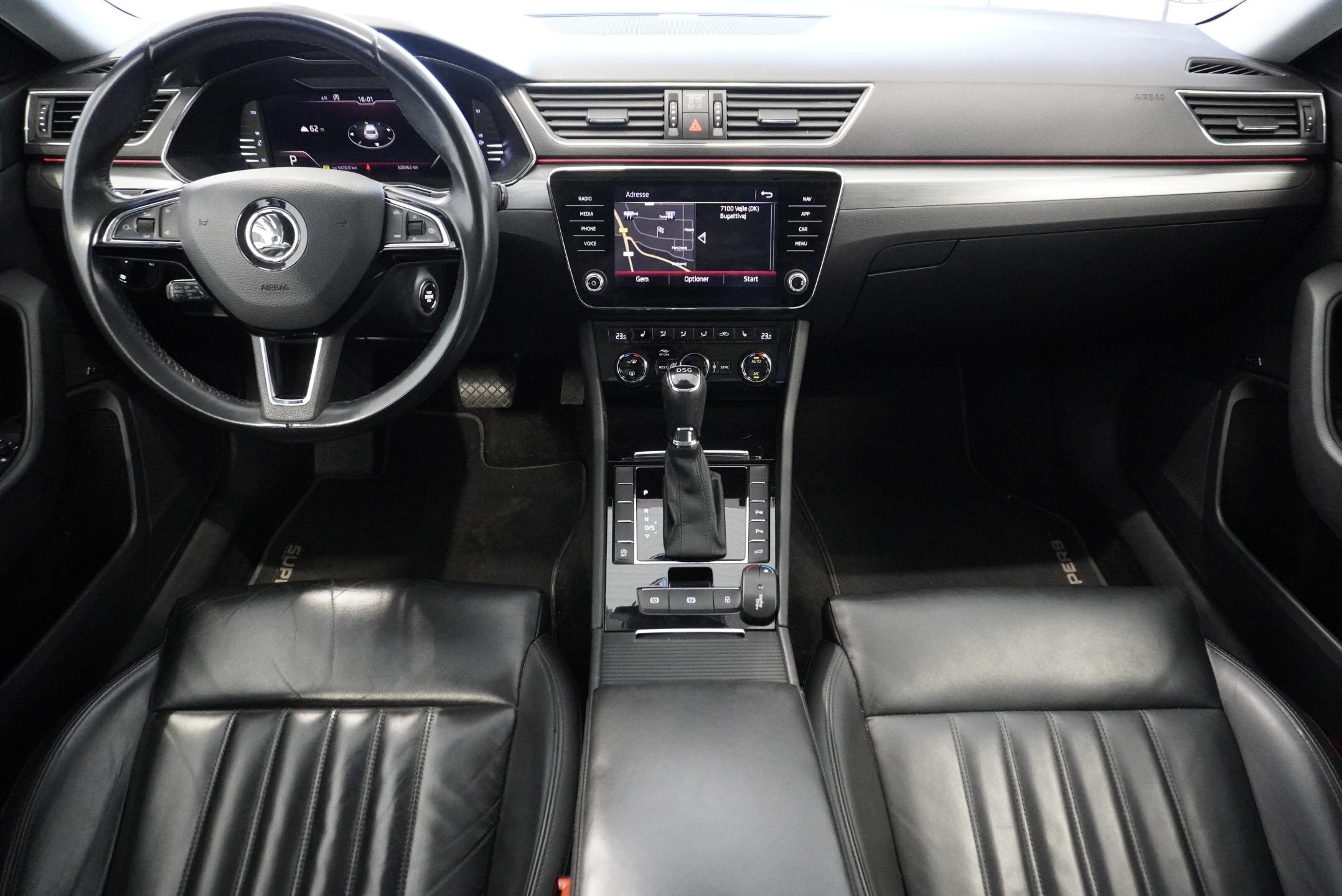 Škoda Superb Kombi 1,5 l 110 kw