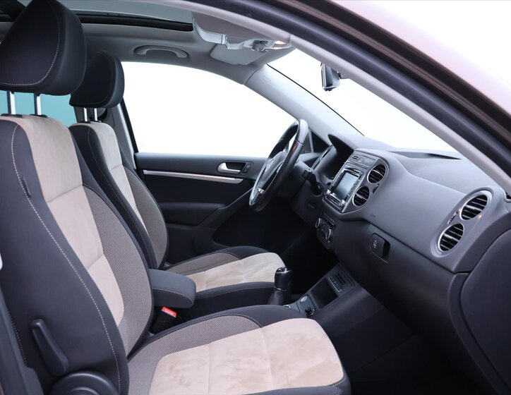 Volkswagen Tiguan SUV 2,0 l 81 kw