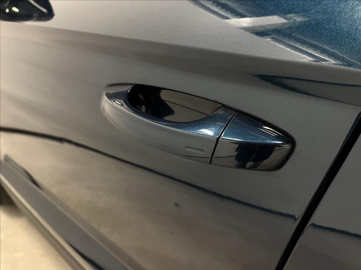 Škoda Karoq SUV 1,5 l 110 kw